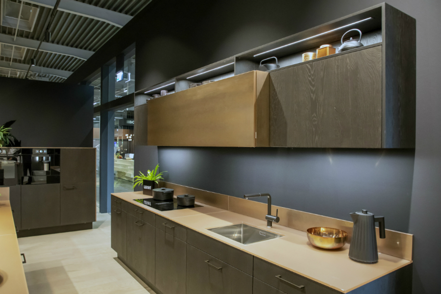 leicht_laika_kupfermetallic