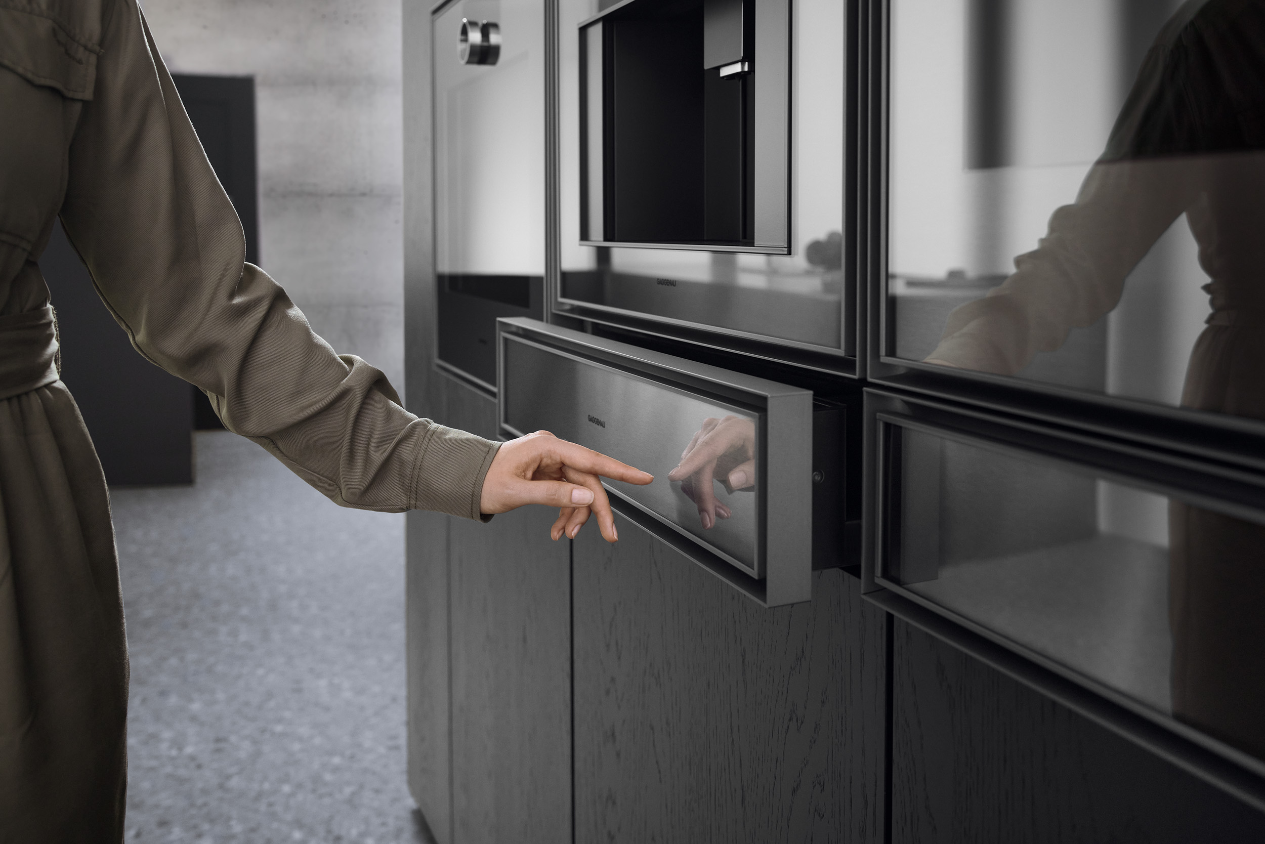 xx25624091_GG_GL_Expressive_Series_GW_GV_Push_To_Open